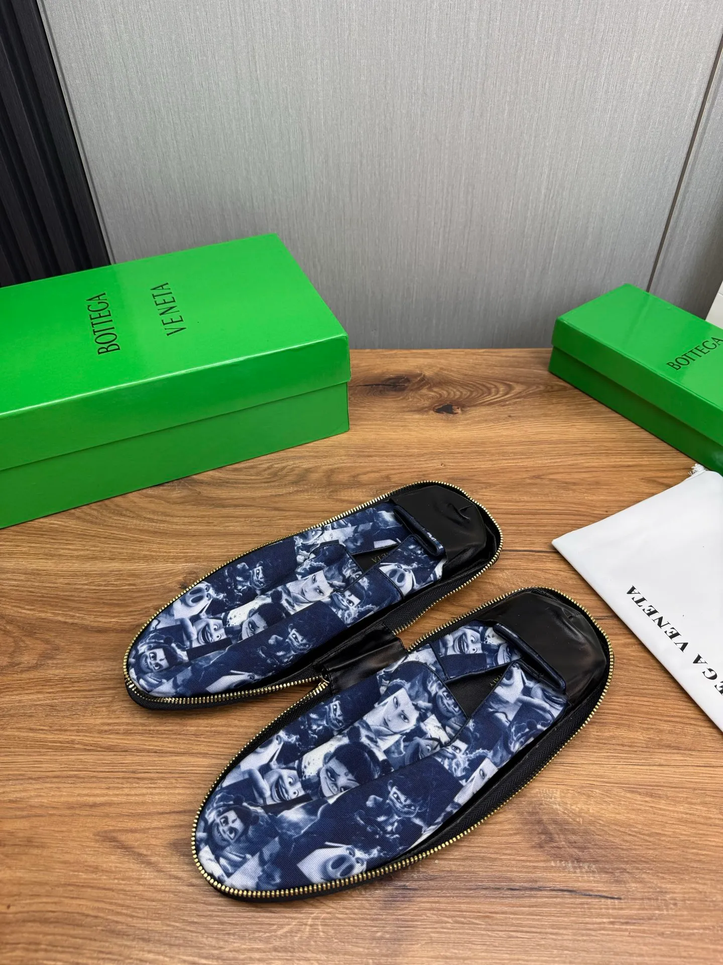 Men's shoes 💰460💰 BV - popular wallet shoes 👟 Casual, fashionable and comfortable 🔗 Good partner for travel ✅ Imported Nezha series printed fabric + imported cowhide. Original rubber outsole, available all year round 👏 Size: 38-45 (38.45 custom-made, non-refundable)